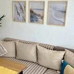 Appartement Boutique Europe Elegant Coastal Escape Pomorie