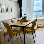 Boutique Europe Elegant Coastal Escape Appartement *