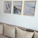 Boutique Europe Elegant Coastal Escape Апартаменты