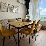 Boutique Europe Elegant Coastal Escape Διαμέρισμα Πομόριε