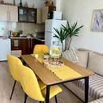 Boutique Europe Elegant Coastal Escape Διαμέρισμα Πομόριε