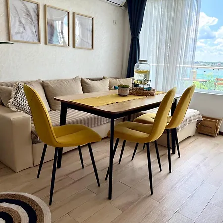 Апартамент Boutique Europe Elegant Coastal Escape *