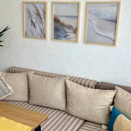 Апартамент Boutique Europe Elegant Coastal Escape Поморие