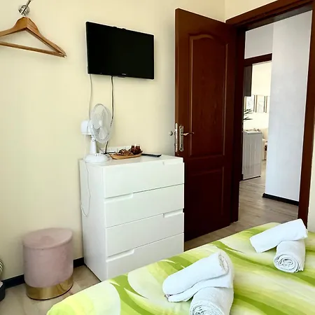 Boutique Europe Elegant Coastal Escape Апартамент