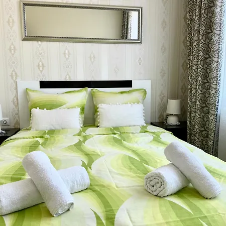 Boutique Europe Elegant Coastal Escape Апартаменты *