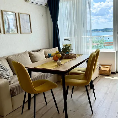 Boutique Europe Elegant Coastal Escape Апартамент *