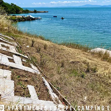 Апартамент Boutique Europe Elegant Coastal Escape Поморие